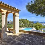 Atemberaubende Villa Mit Meerblick Und Pool