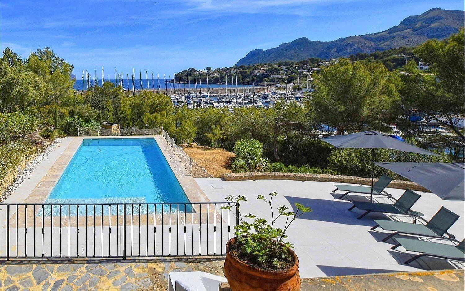 Ferienhaus Atemberaubende Mit Meerblick Und Pool *