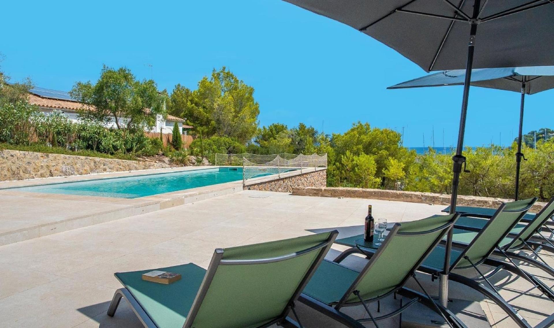 Atemberaubende Mit Meerblick Und Pool Ferienhaus